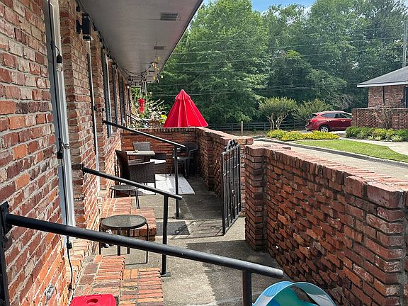 3rd image of 6311 Milgen Rd #1