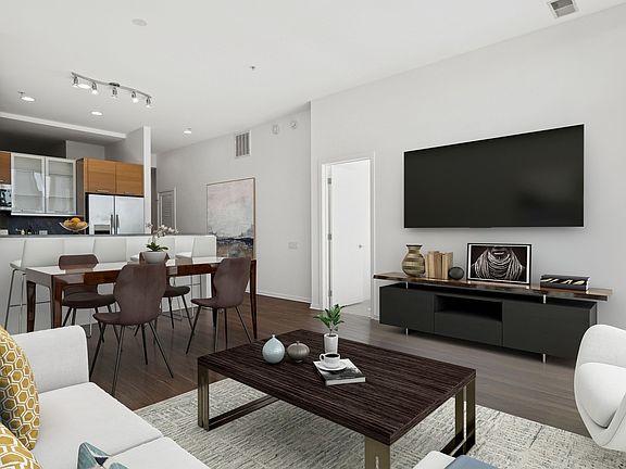 5th image of 500 W Superior St Unit 2107