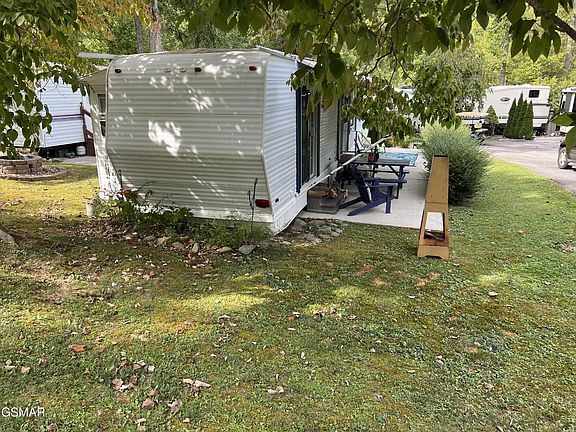 4th image of 4229 E Pkwy #146-lot 146