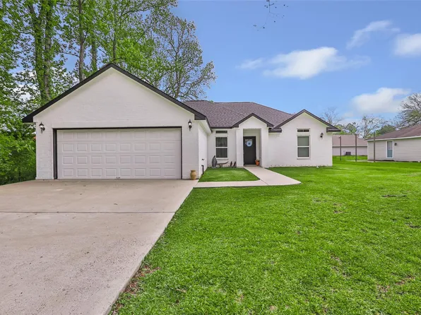 451 County Road 2358, Liberty, TX 77575