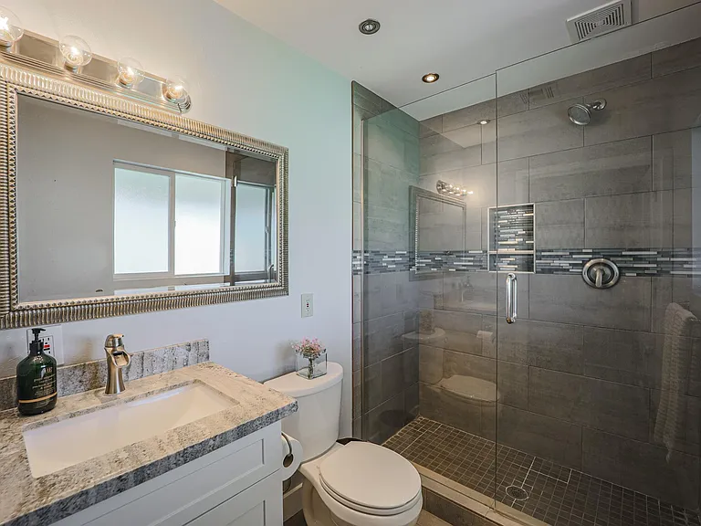 8120 E Osborn Rd — Photo 12