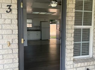 5621 Walzem Rd APT 3, San Antonio, TX 78218