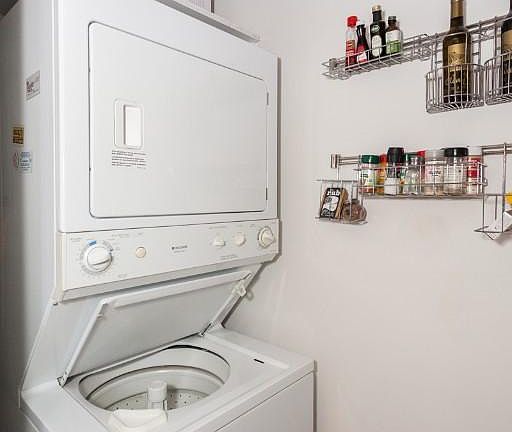 4th image of 2041 W Potomac Ave #1