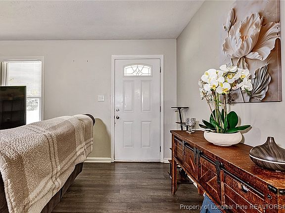 5th image of 113 Damson Ct