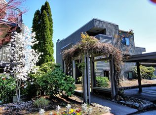 5630 SW Riverside Ln APT 2, Portland, OR 97239