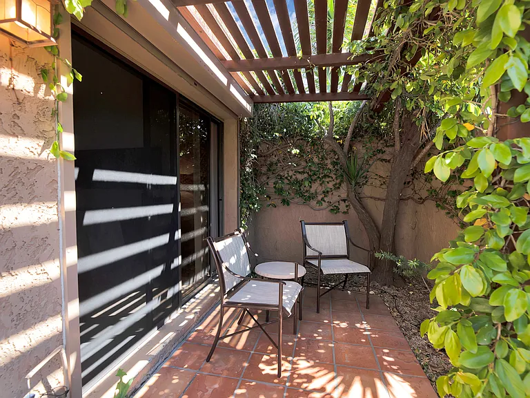 8095 E Via Del Desierto — Photo 5
