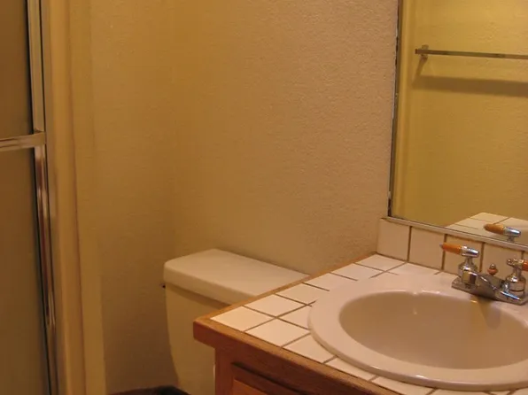 824 Jensen Duplex, 824 Jensen Duplex #2, Oak Harbor, WA 98277