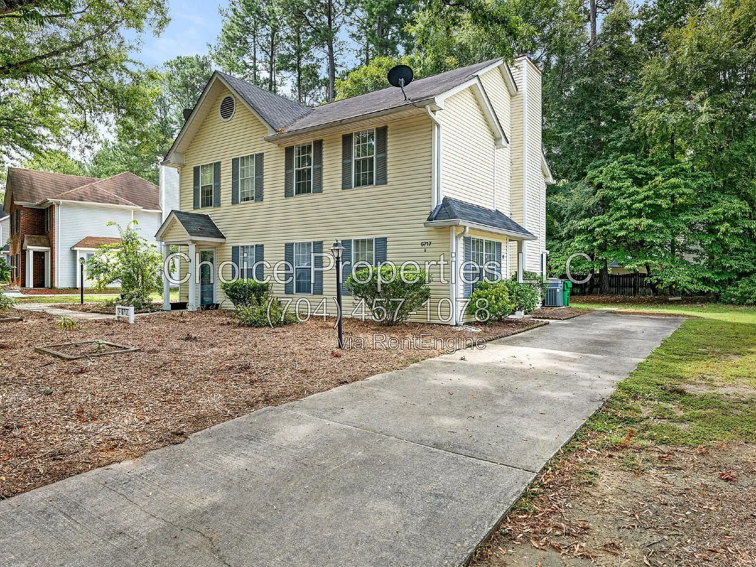 2 bed, 2.5 bath, 1200 sqft, $1,675 — Photo 2