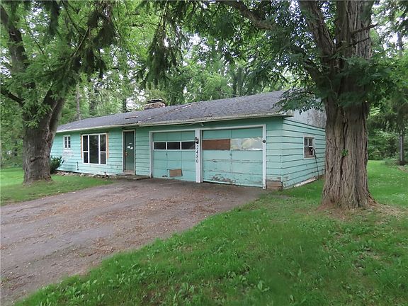 3rd image of 2480 Layton Street Rd