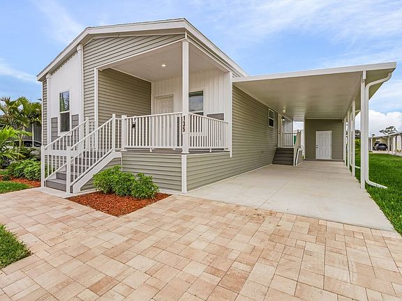 2nd image of 135 Driftwood Ln