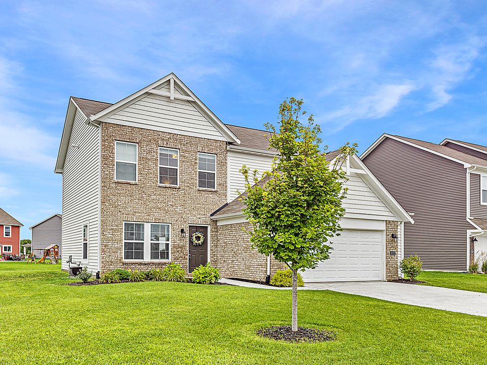 1st image of 6272 N Woodbury Dr
