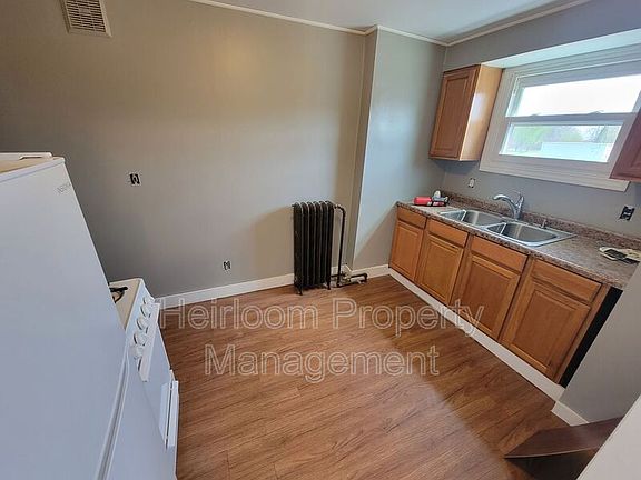 3rd image of 6209 Raleigh St #1