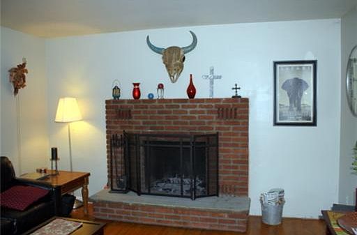 4th image of 76 Wickham Ave