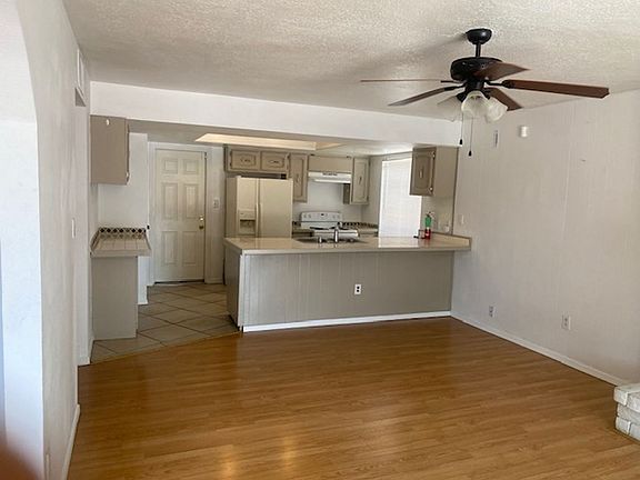 4th image of 6912 Avenida La Costa NE