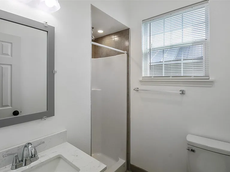 531 N Estelle St — Photo 16