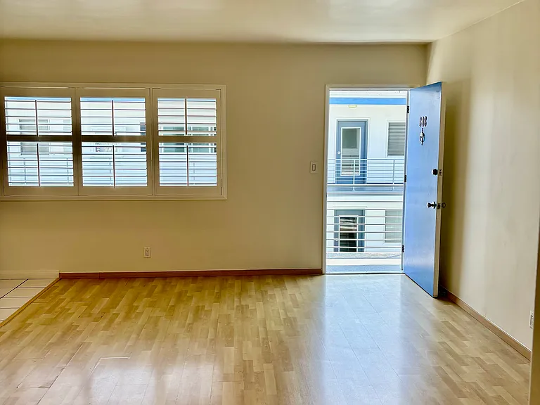 229 Bicknell Ave #308 — Photo 23