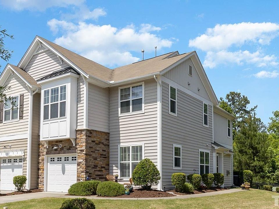 1st image of 207 Suffolk Green Ln