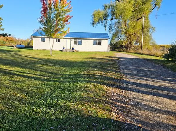 2011 E Swede Rd, Spruce, MI 48762