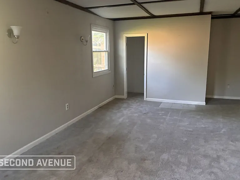 1 Rosehaven Dr — Photo 8
