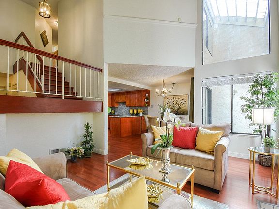 5th image of 4746 Lago Vista Cir