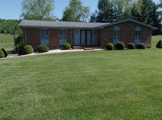 19614 McCray Dr, Abingdon, VA 24211