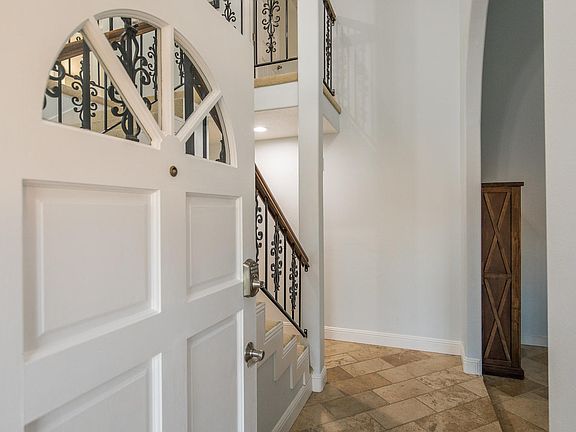 5th image of 13493 Bonita Heights St
