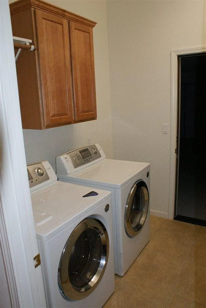 6942 Rawley Way photo 1