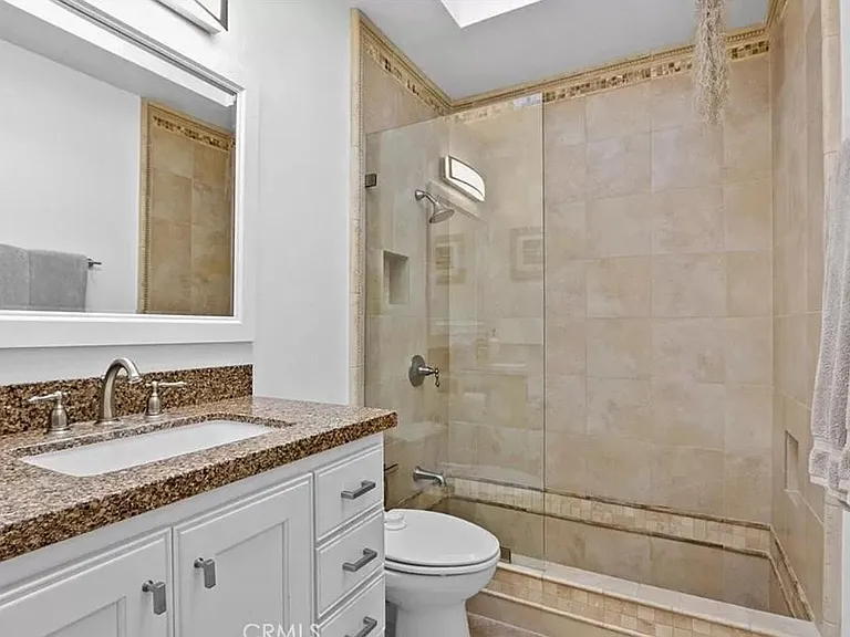 3706 S Meyler St — Photo 11