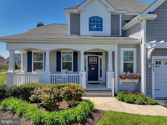 4th image of 29527 Patrick Henry Cir