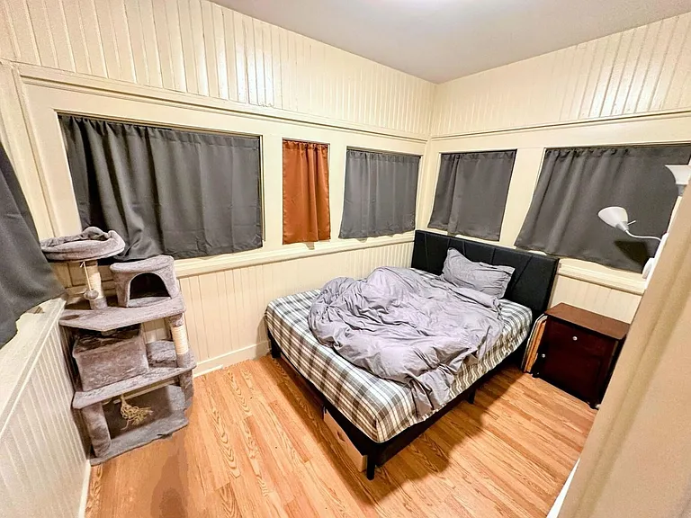 155 Spruce St #1 — Photo 9