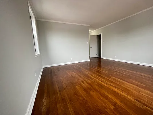 Rented by Pear NYC LLC | media 9