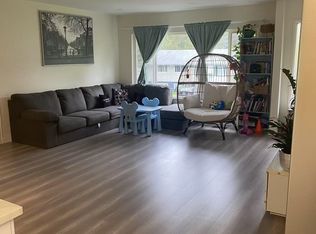 14920 Kew Dr, Surrey, BC V3R4Y2