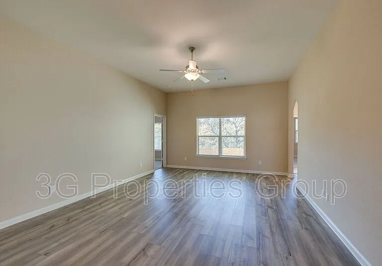 352 Lowery Oaks Trl — Photo 11