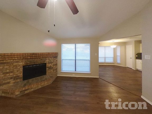 2nd image of 1810 Grayson Ave