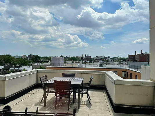 Rented by ERNY LLC | media 63