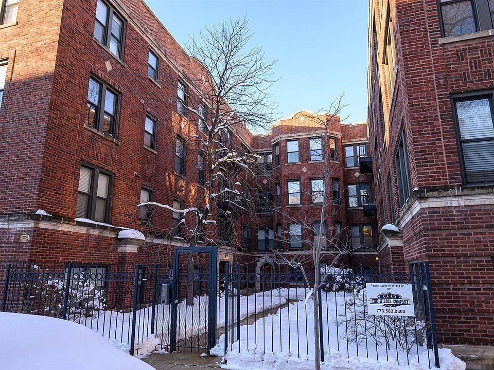 1st image of 1044 W Catalpa Ave #1044
