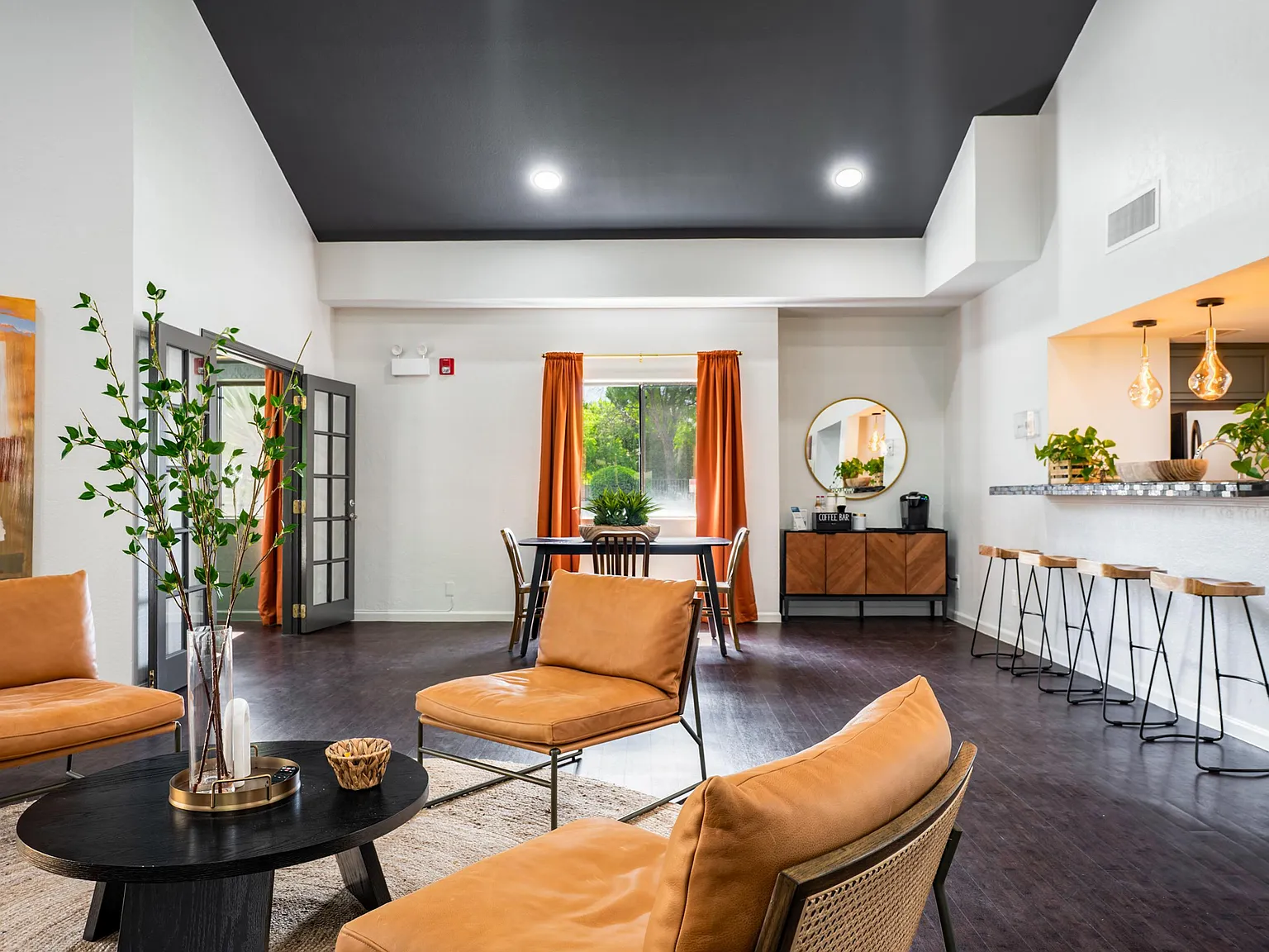 Eagle Point Apartments — Photo 2