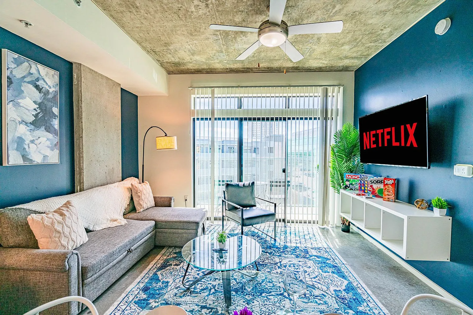 1 bed, 1.0 bath, 667 sqft, $3,020 — Photo 1