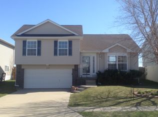 16505 Grant St, Omaha, NE 68116