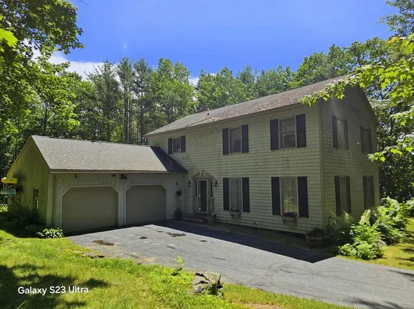 3 Fenderson Hill N, Wilton, ME 04294