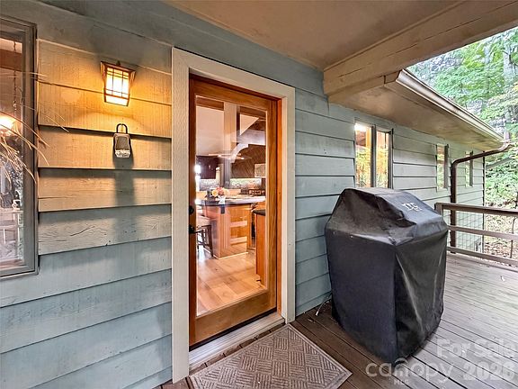 4th image of 70 Calhoun Ridge Dr