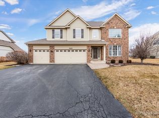 26428 Rustling Birch Way, Plainfield, IL 60585