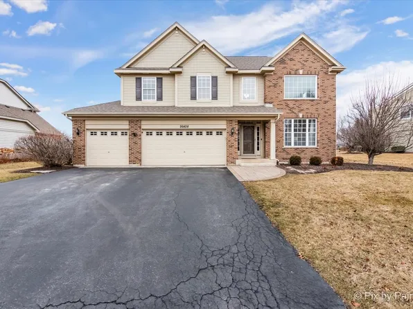 26428 Rustling Birch Way, Plainfield, IL 60585