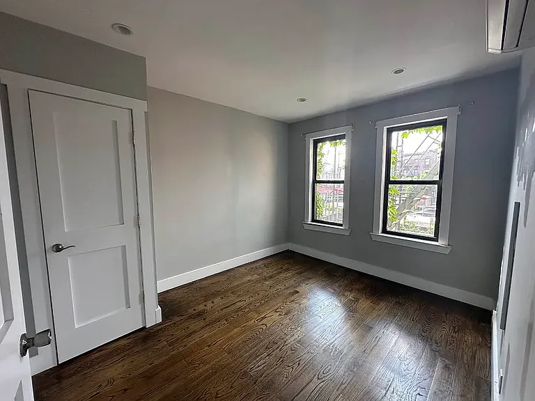 3410 Beverley Rd #2B — Photo 6