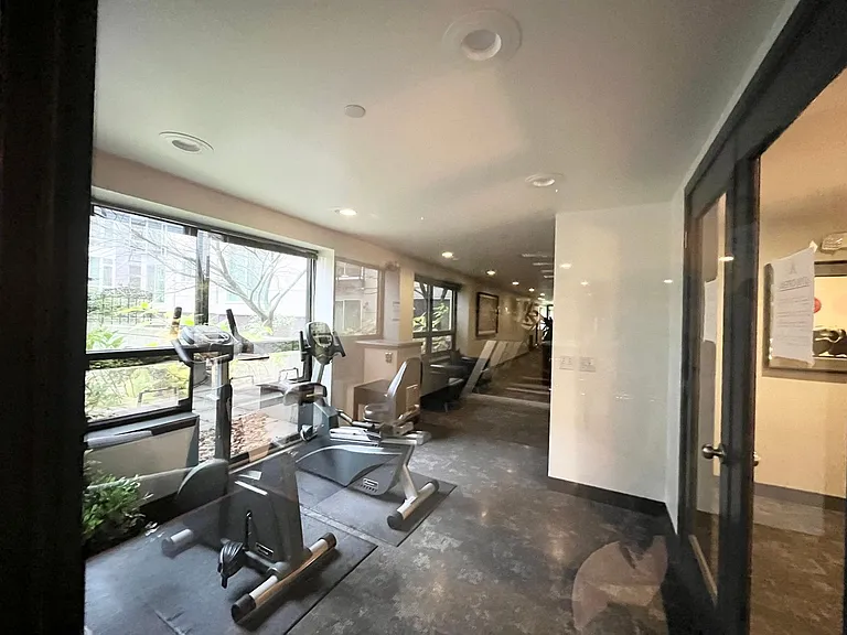 323 Queen Anne Ave N #316 — Photo 22
