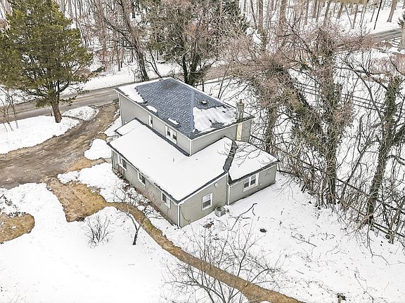 2nd image of 89 Maxim Road