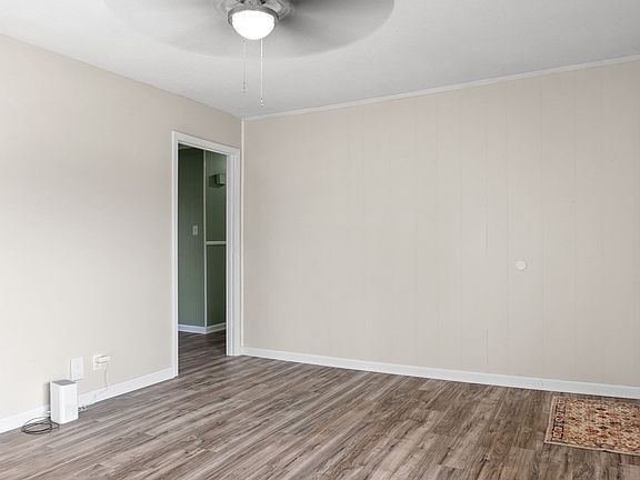 5th image of 521 Yvonne Dr