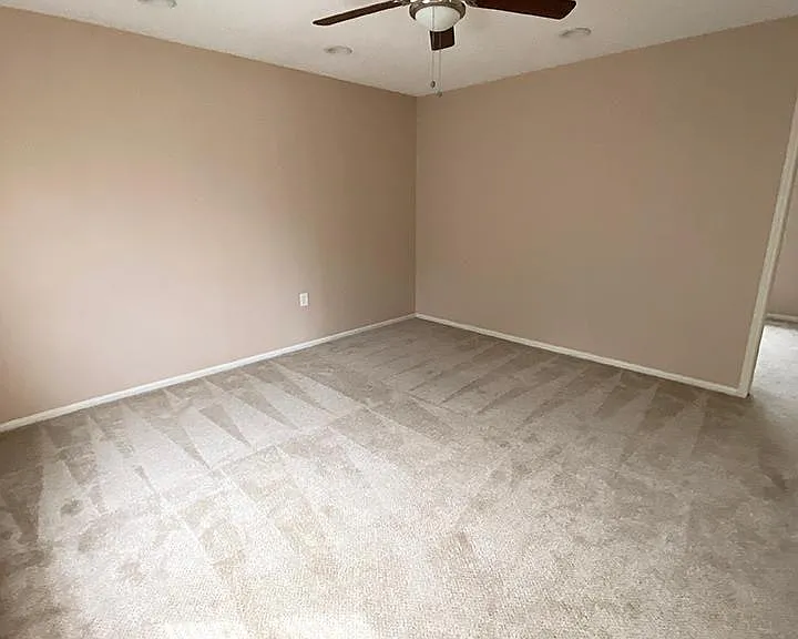 8023 Comanche Pass — Photo 12