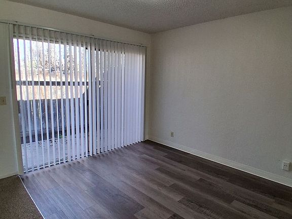 5th image of 1136 E Fedora Ave #108