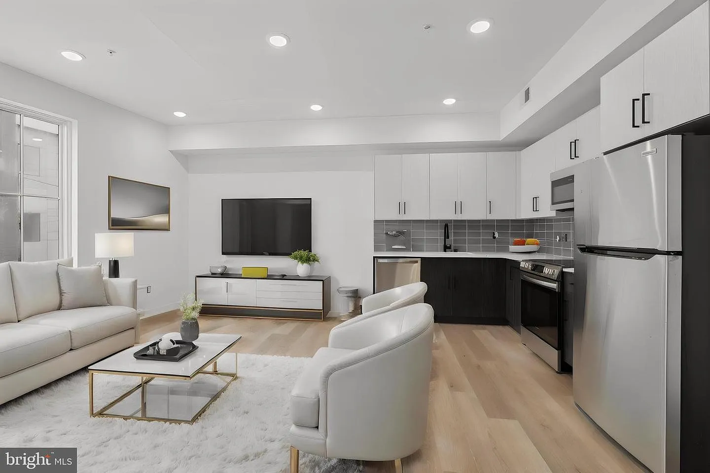 1 bed, 650 sqft, $1,750 — Photo 1